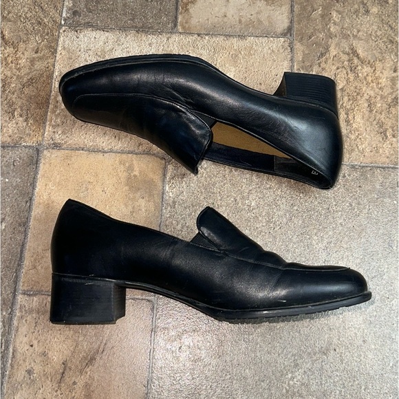 Munro American Size 10 - Picture 1 of 8